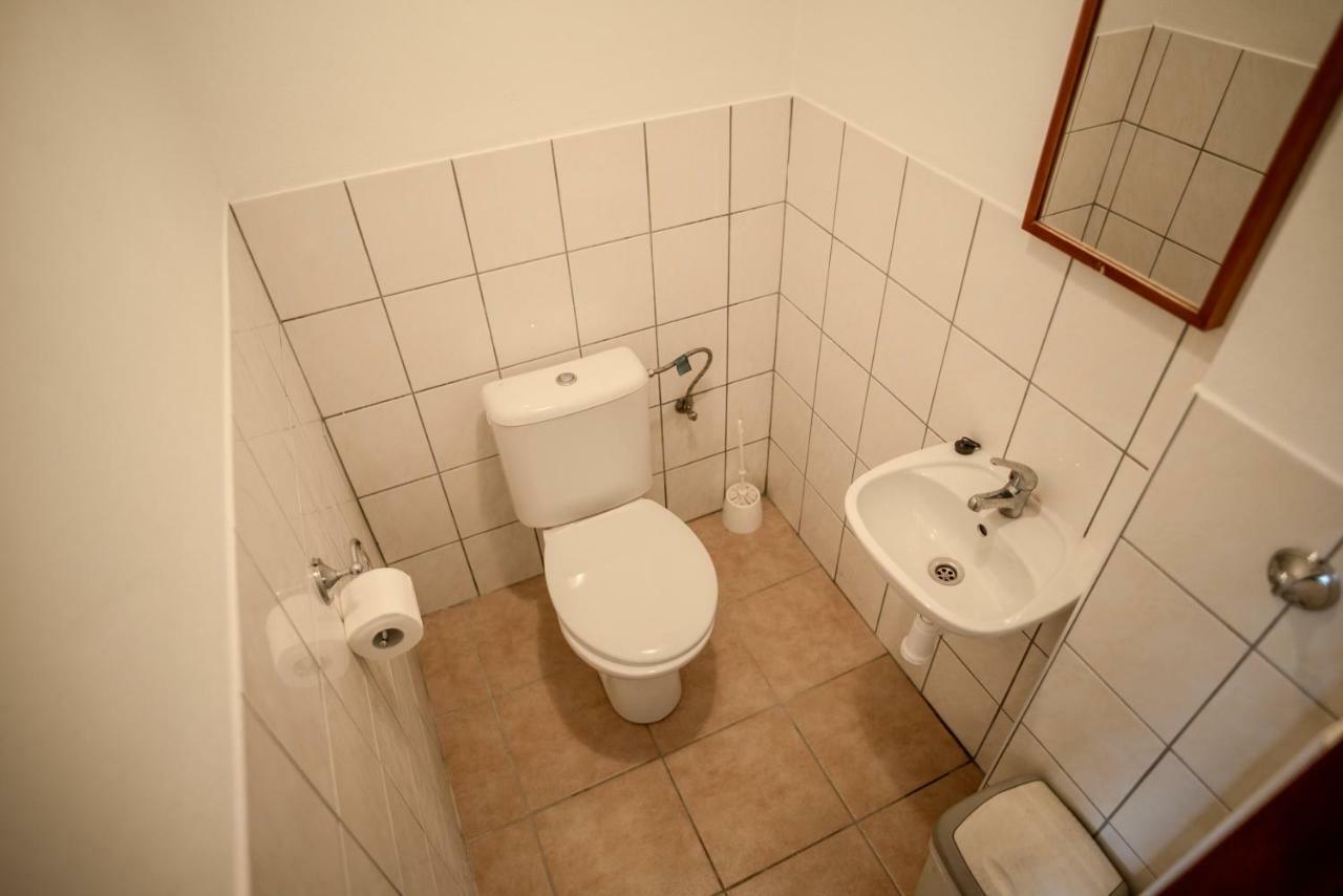 Penzion U Zpevaku Nove Hute Dış mekan fotoğraf